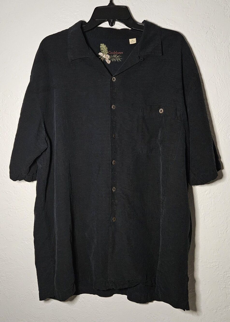Caribbean Silk Hawaiian Style Black Button Up Embroidered Martini Floral Men XL